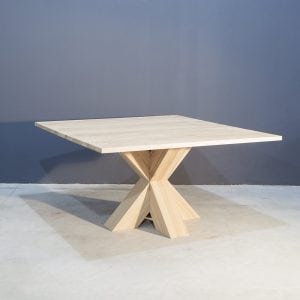 Vierkante eiken tafel met stoere kruispoot Kaal | Concept Table